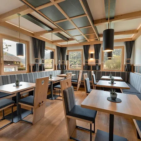 Stampferhof Guest house Weissensee